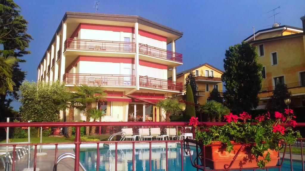 סירמיונה Hotel Astoria Lido מראה חיצוני תמונה